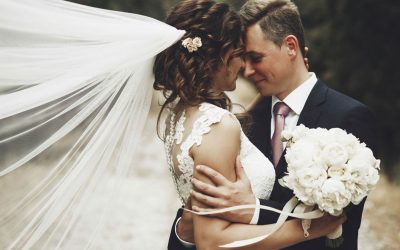 Celebrant Led Wedding Ceremony : How To Combine it with The Registrar