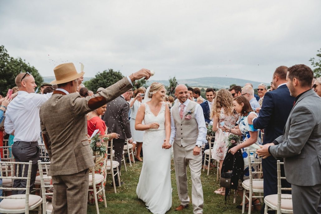 Civil wedding ceremony - the ultimate guide