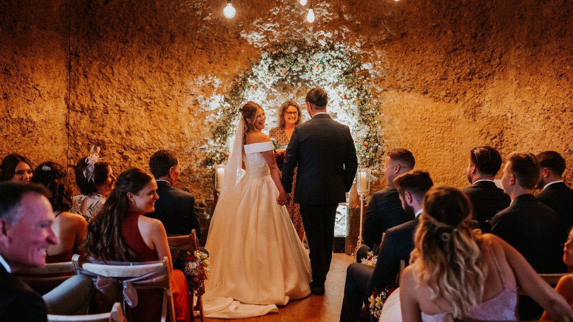 Civil wedding ceremony - the ultimate guide