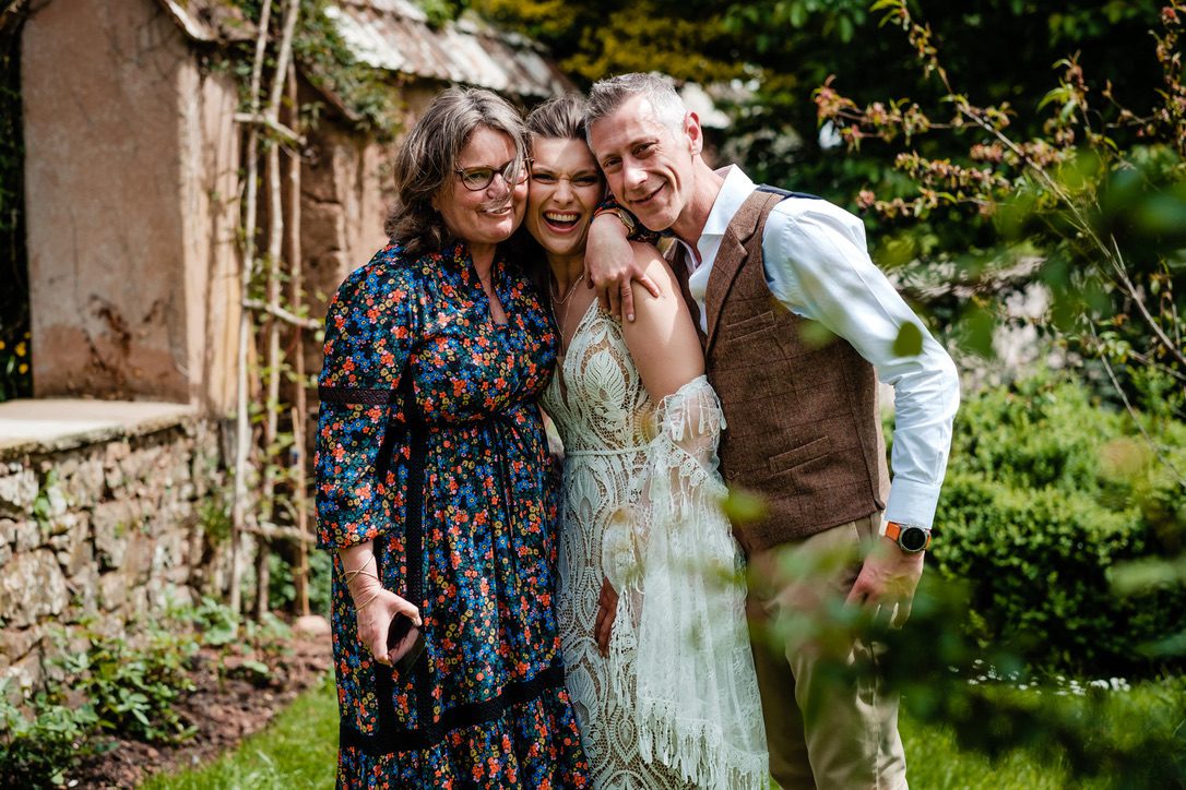 How to celebrate your legal marriage with an authentic ceremony