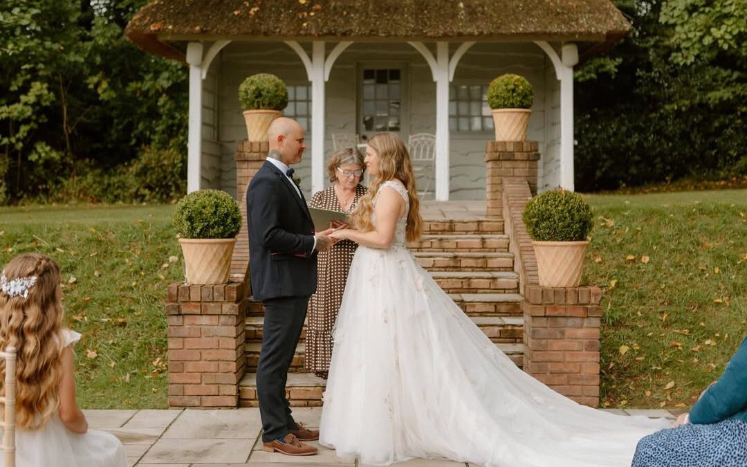 Friends Are Not Great wedding celebrants: 5 Important Reasons Why