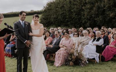 WEDDING CEREMONY SCRIPTS THAT PUT YOU IN THE SPOTLIGHT